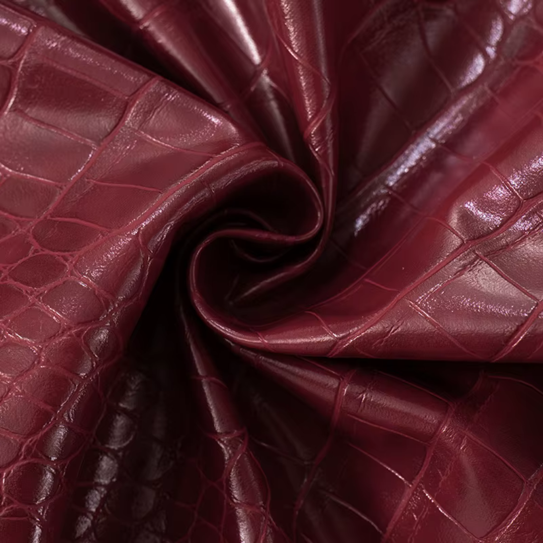 "Rouge Prestige" Minikleid