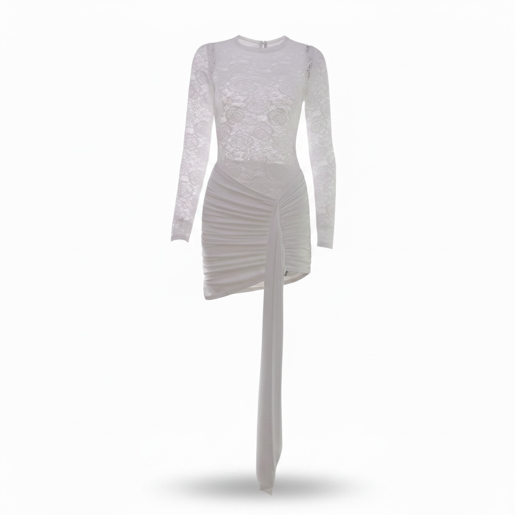 "Clouds" – Weißes Spitzenkleid mit Drapierung
