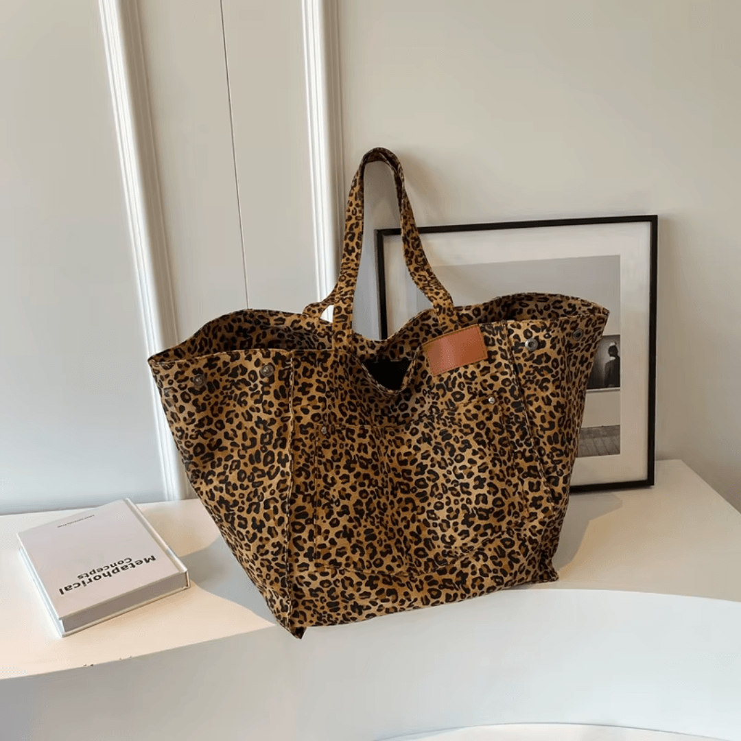 Shopper "Wild Leo"