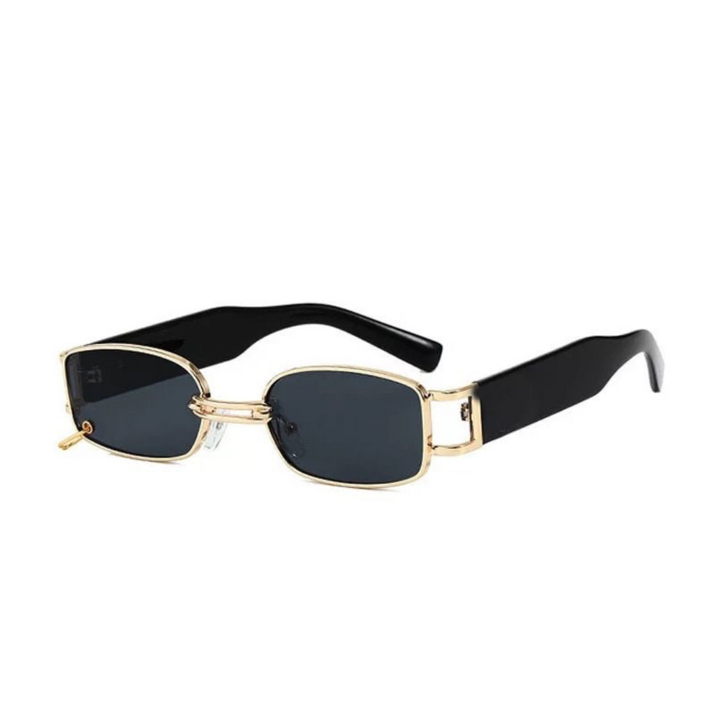 girlzhood G-Glow Sonnenbrille mit eckigem Design, goldenem Metallrahmen und schwarzen Gläsern