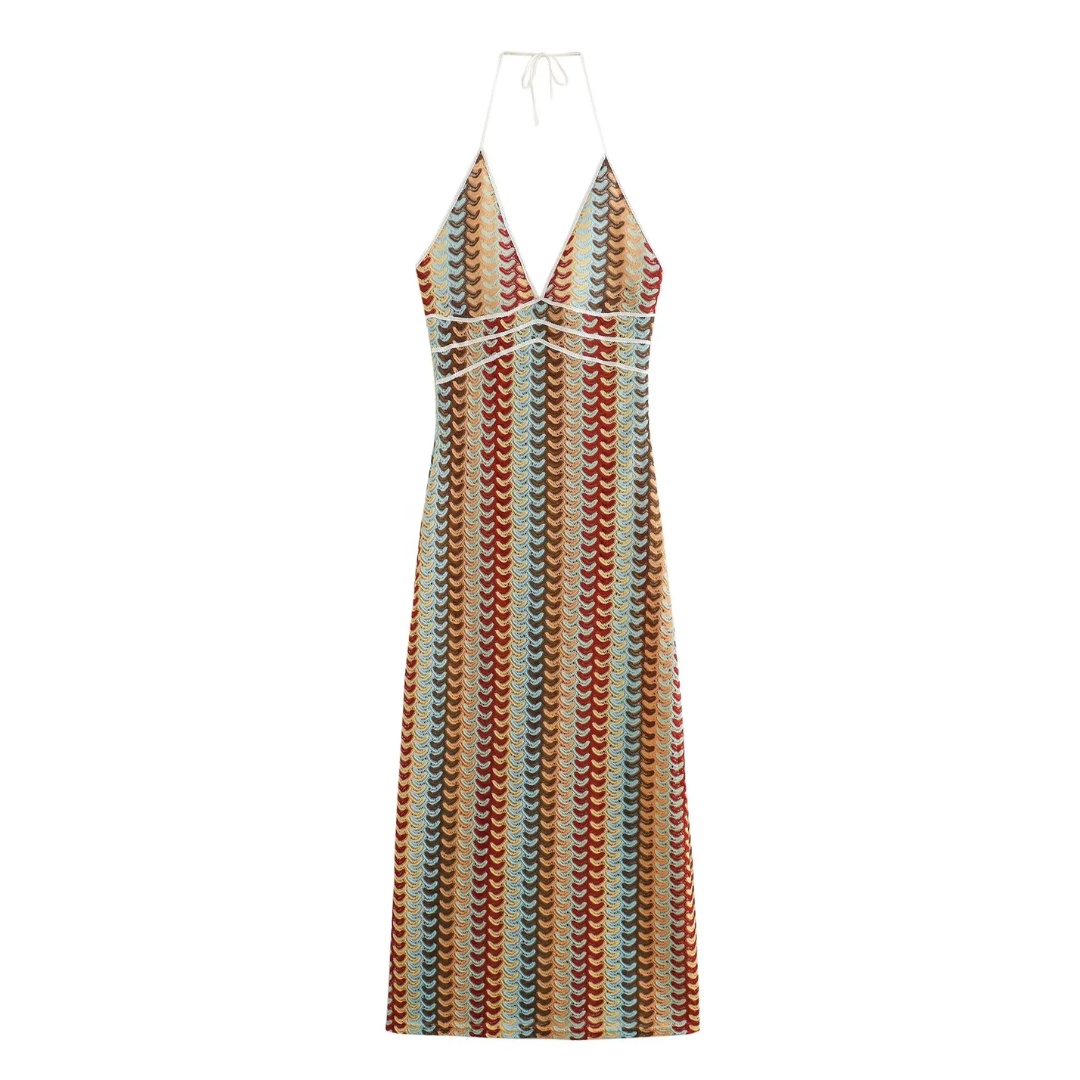 girlzhood Häkel-Maxikleid Carissima mit buntem Streifenmuster, tiefem V-Ausschnitt und Neckholder-Bindung
