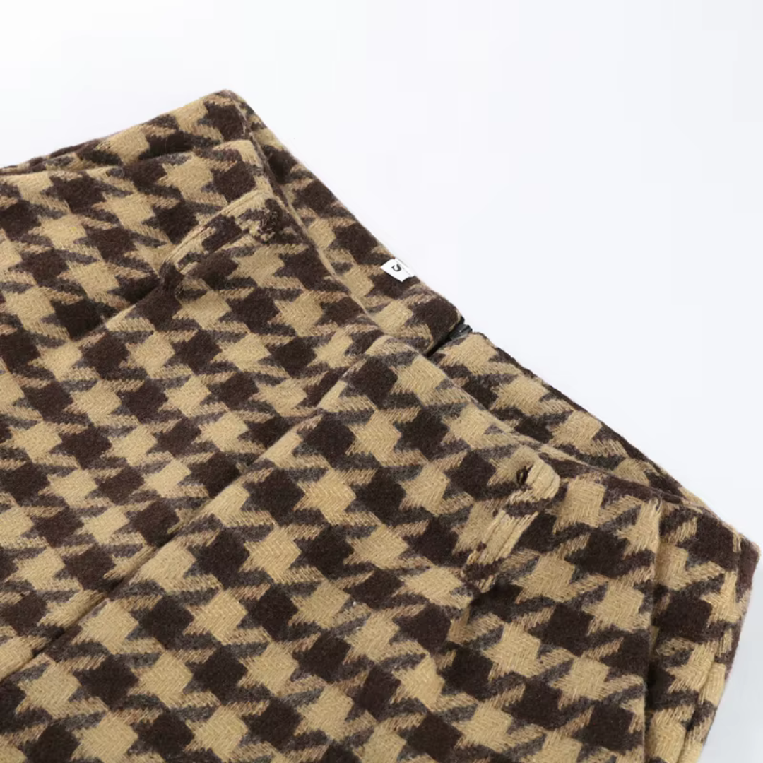 girlzhood Power Move Plaid Set Shorts mit braunem Hahnentrittmuster aus strukturiertem Stoff
