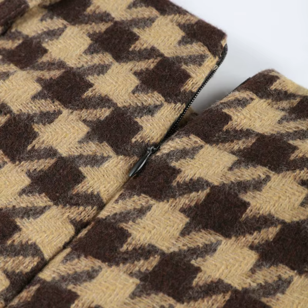 girlzhood Power Move Plaid Set mit braun-beigem Hahnentrittmuster und verdecktem Reißverschluss
