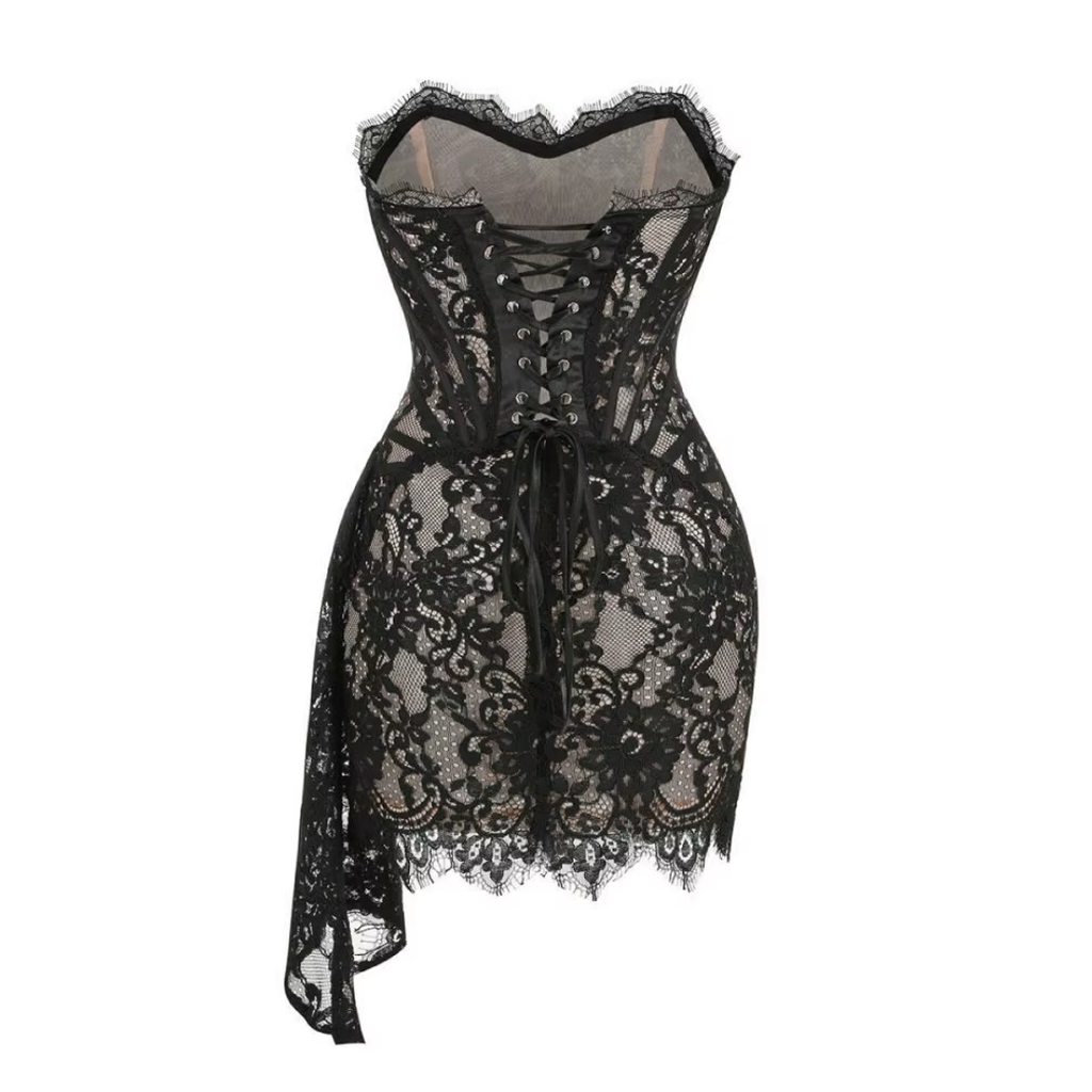 girlzhood Noir Addiction Corsagenkleid in Schwarz mit floraler Spitze, Schnürung und asymmetrischem Saum