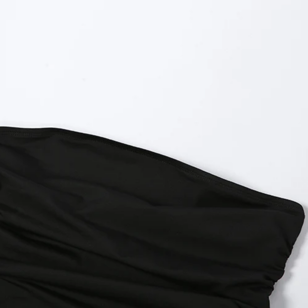 girlzhood schwarzes schulterfreies Bandeau-Kleid aus stretchigem Jersey mit Drapierungen im Rumpfbereich