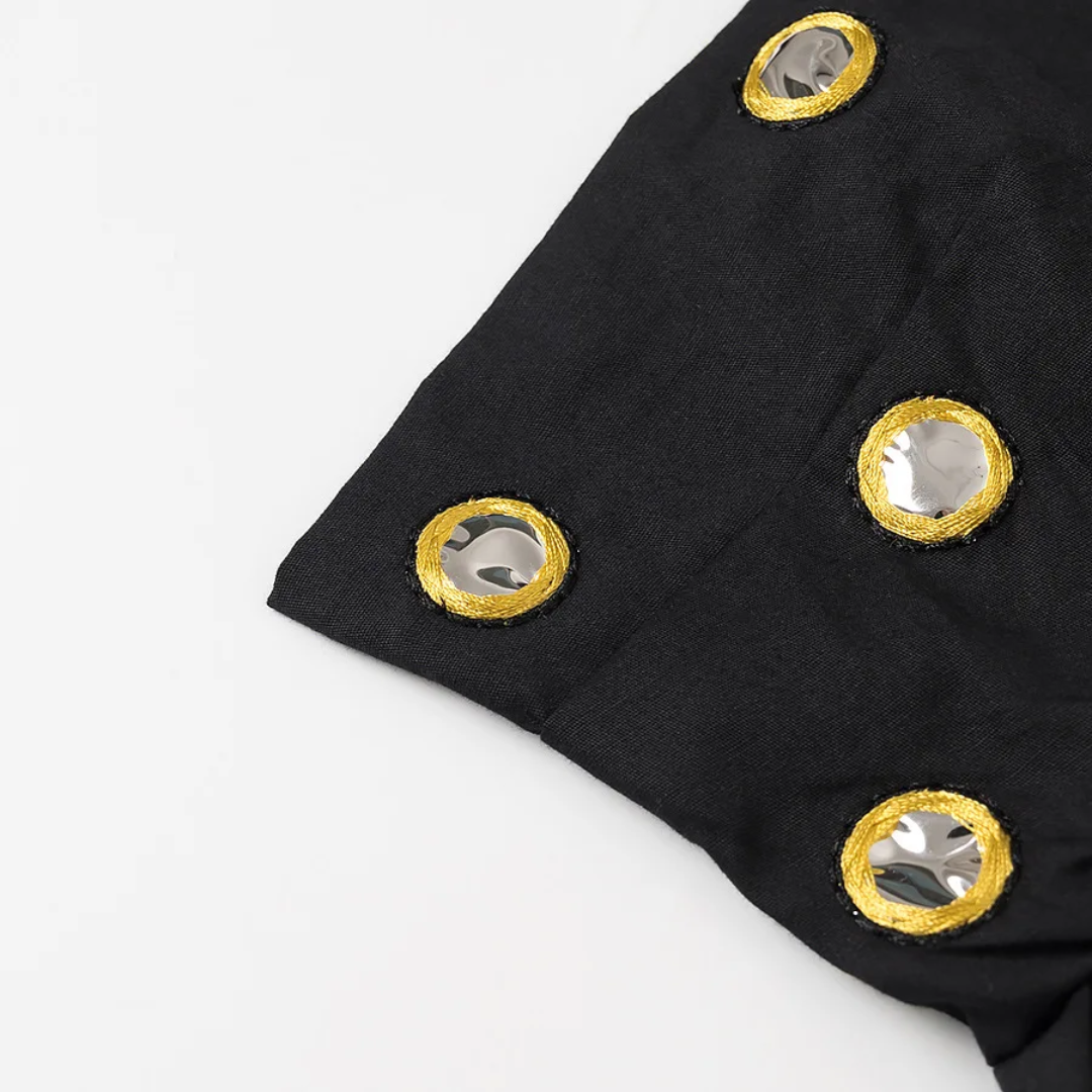 girlzhood Vespera Luxe Set in Schwarz mit goldenen Ösen-Details und glänzenden Akzenten