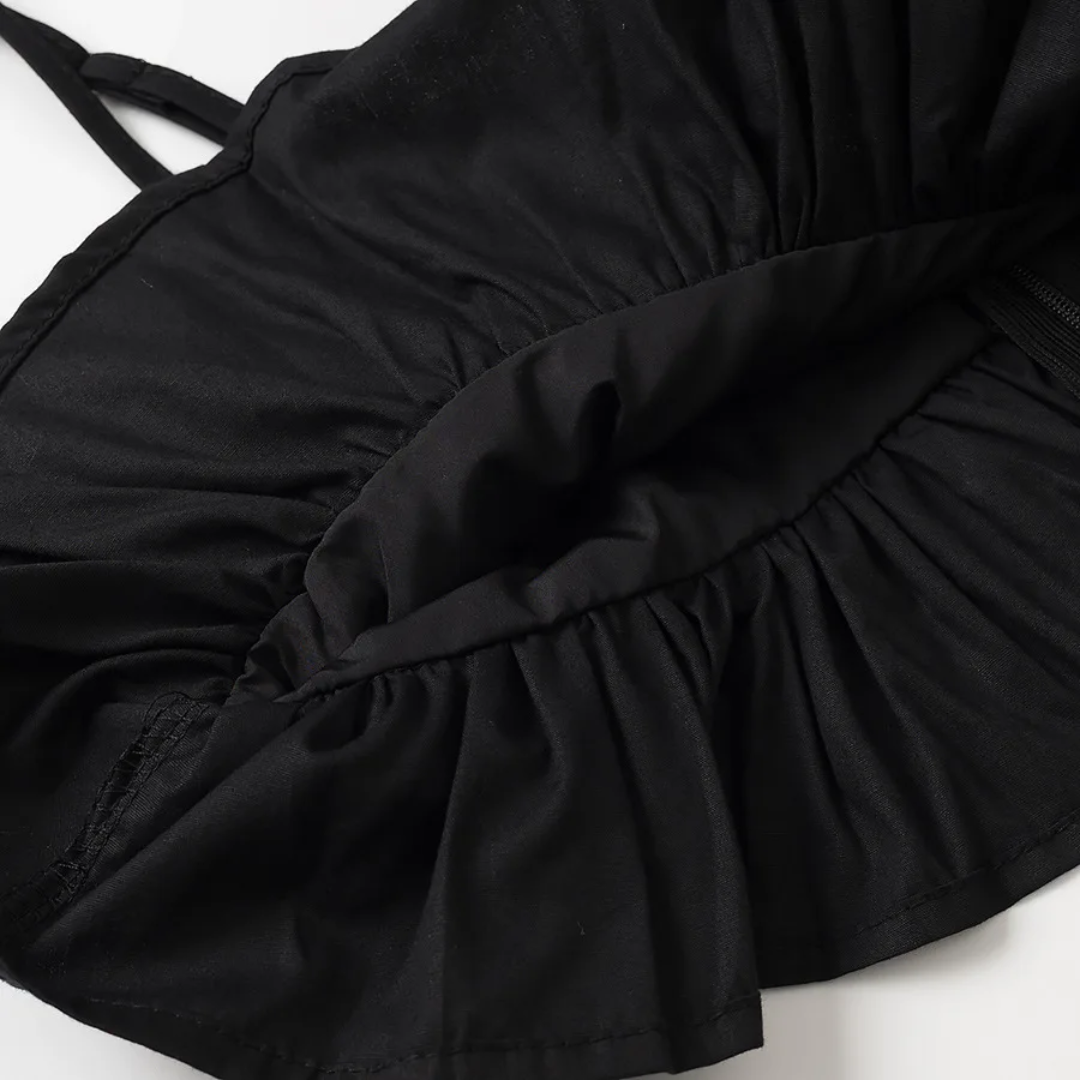 girlzhood Vespera Luxe Set in Schwarz mit Rüschendetails und leichtem Stoff für einen femininen Sommerlook